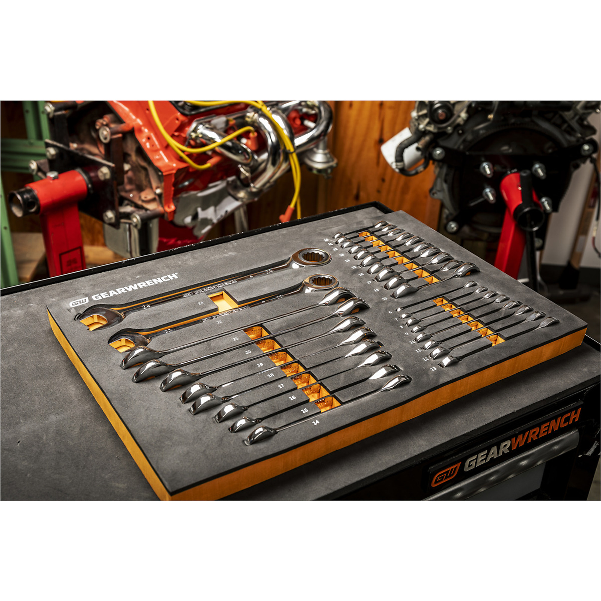 GearWrench 28-Piece Metric Ratcheting Wrench Set — 72-Tooth, 12-Point, Standard & Stubby, Foam Storage Tray, Model# KDT86527